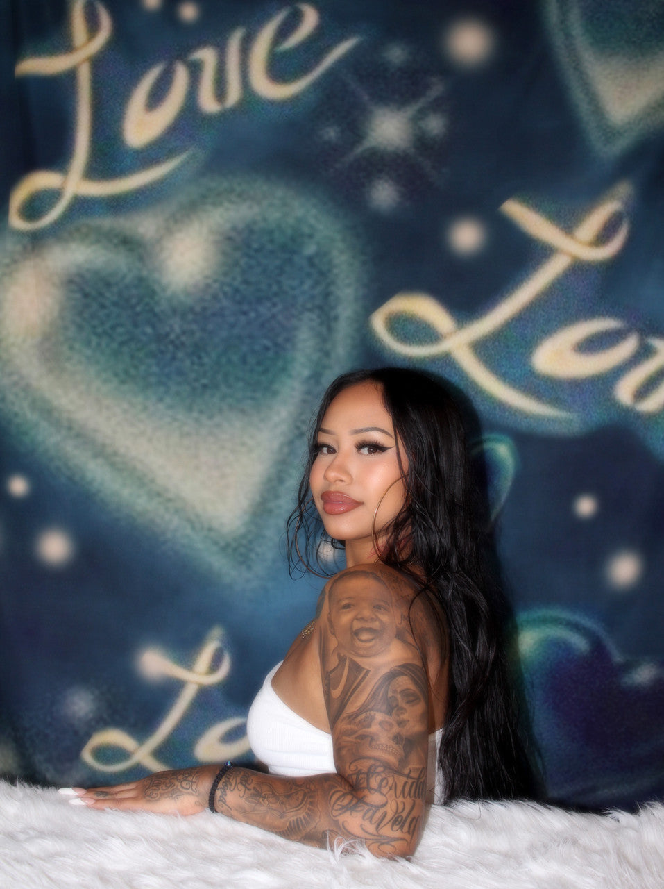LIMITED EDITION Glamour Shotz 'La-La Means I LOVE You' Airbrushed  Backdrop (Blue/Green) (Extra Large)