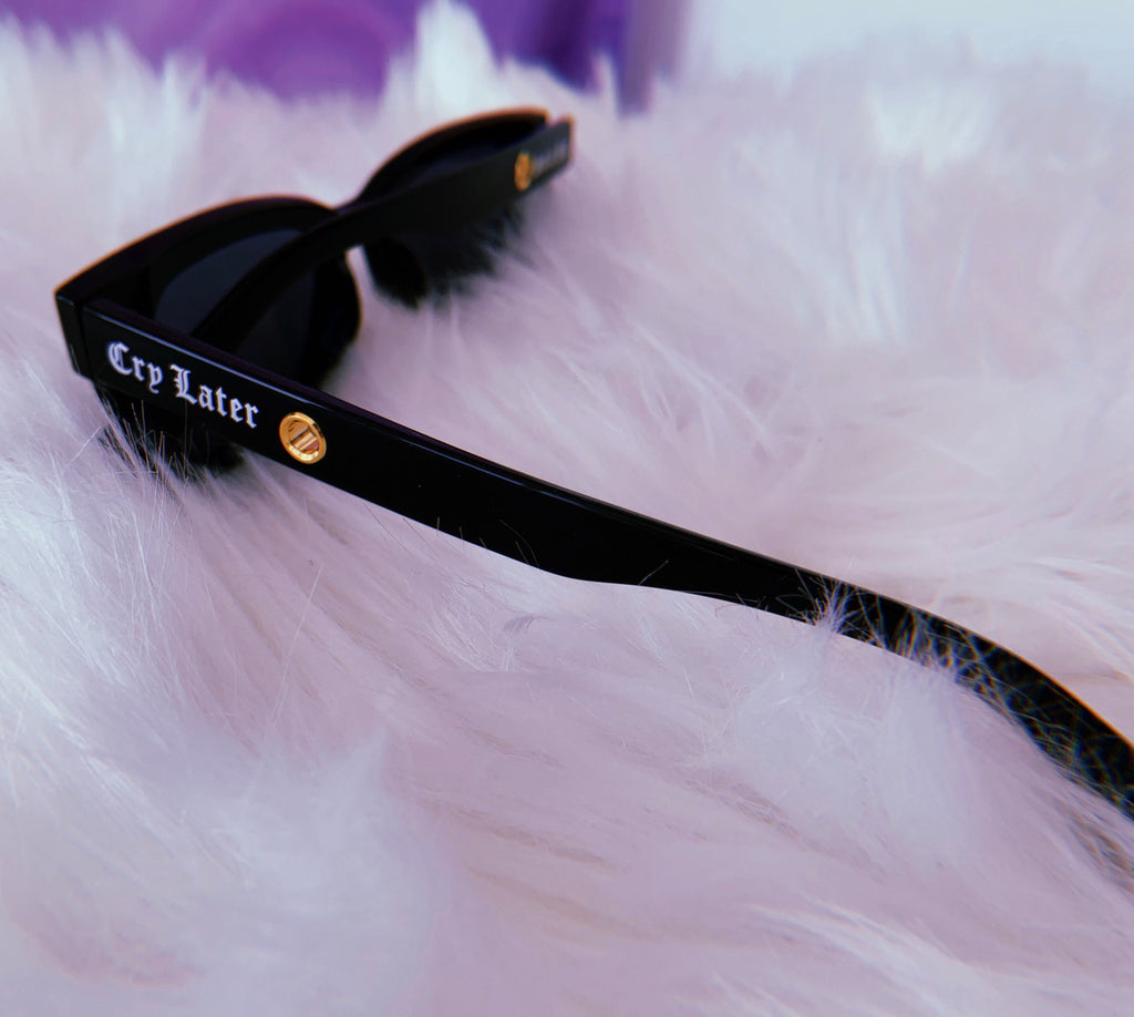 Lux Rosa Smile Now, Cry Later 'Gata' Black Sunglasses