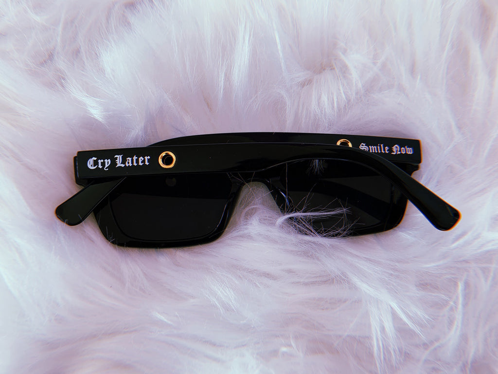Lux Rosa Smile Now, Cry Later 'Gata' Black Sunglasses