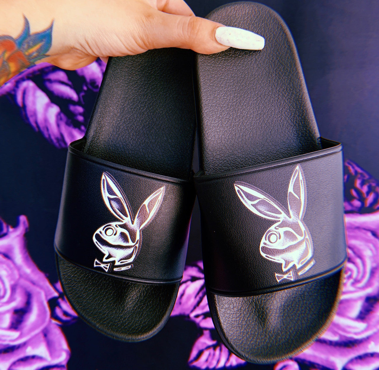 Conejo Pen & Ink Slides (Black)