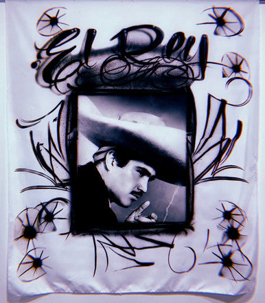Chente 'El Rey' Airbrush Tapestry (White)