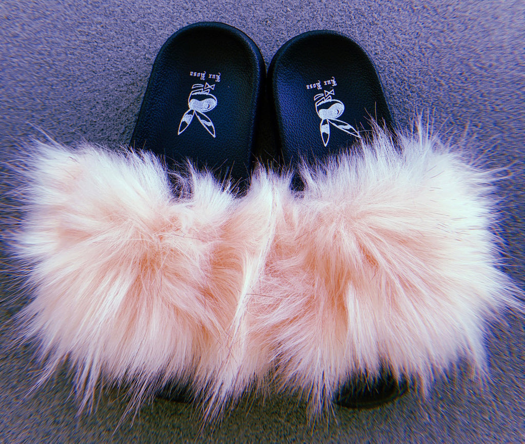 Lux Rosa Playgirl Faux Fur Slides (LIGHT PINK)