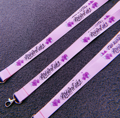 Brown Eyes Script Airbrushed Hearts Lanyard (Pink)