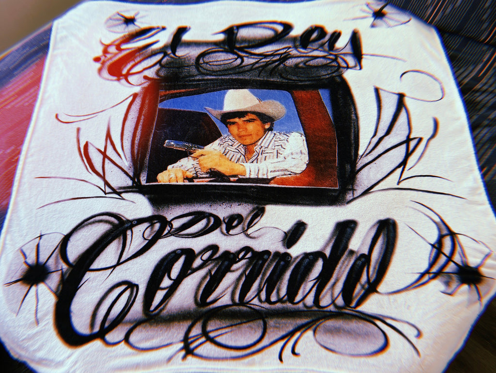 El Rey Del Corrido Airbrushed Fleece Blanket (White)
