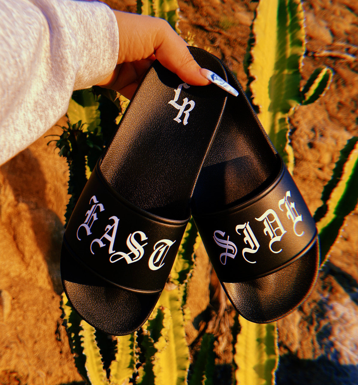 LR EASTSIDE Slides (Blacks)