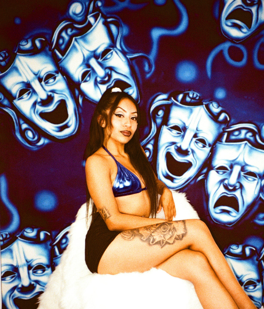 LIMITED EDITION Glamour Shotz  Airbrushed 'Emotions' Backdrop (TRUE BLUES) (Extra Large)