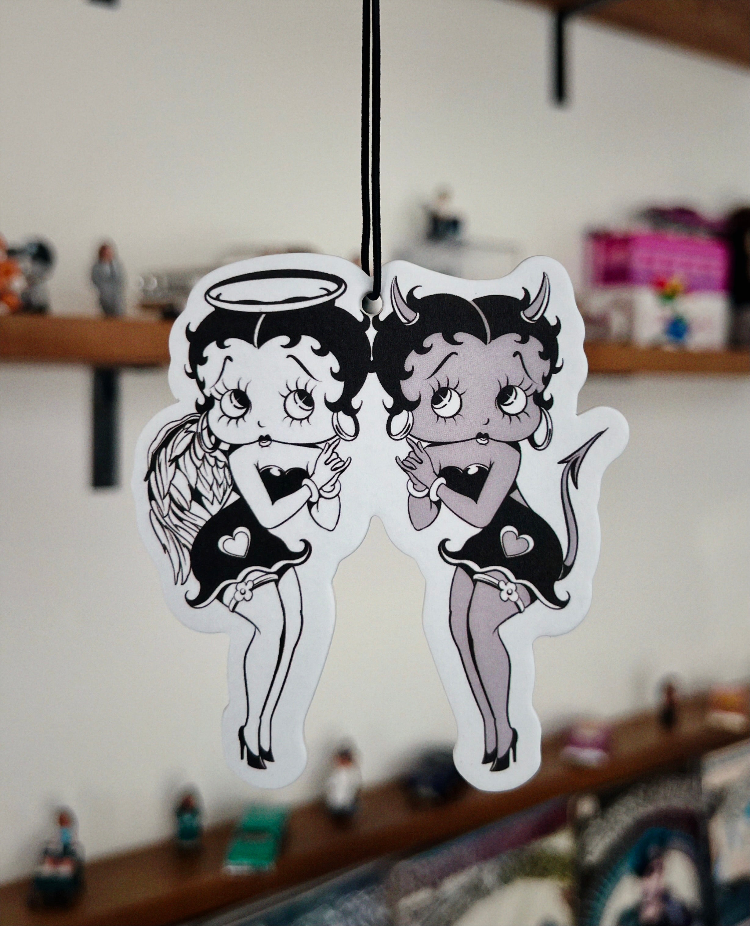 Lux Rosa 'Sweet & Spicy' Pen & Ink Air Freshener (BLACK?/WHITE)