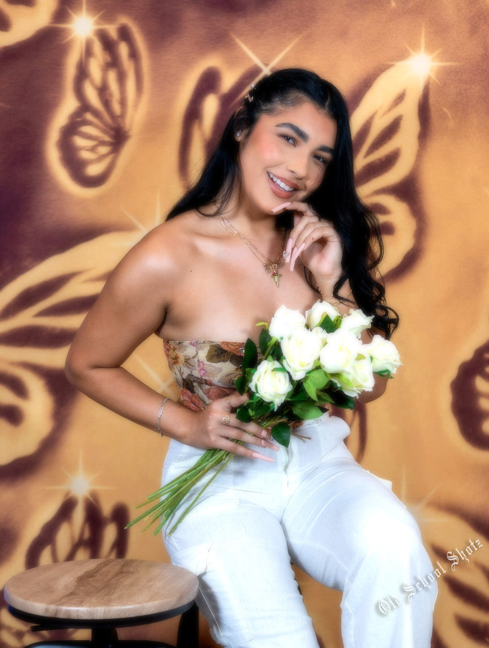 Early 2000s Y2K Airbrush 'MARIPOSA' Glamour Shots 90s Old School Backdrop BROWN (Extra Large)