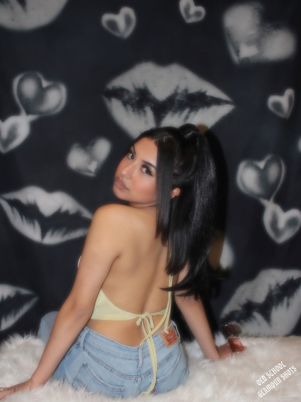 Glamour Shotz  XOXO Airbrushed Backdrop BLACK (Extra Large)