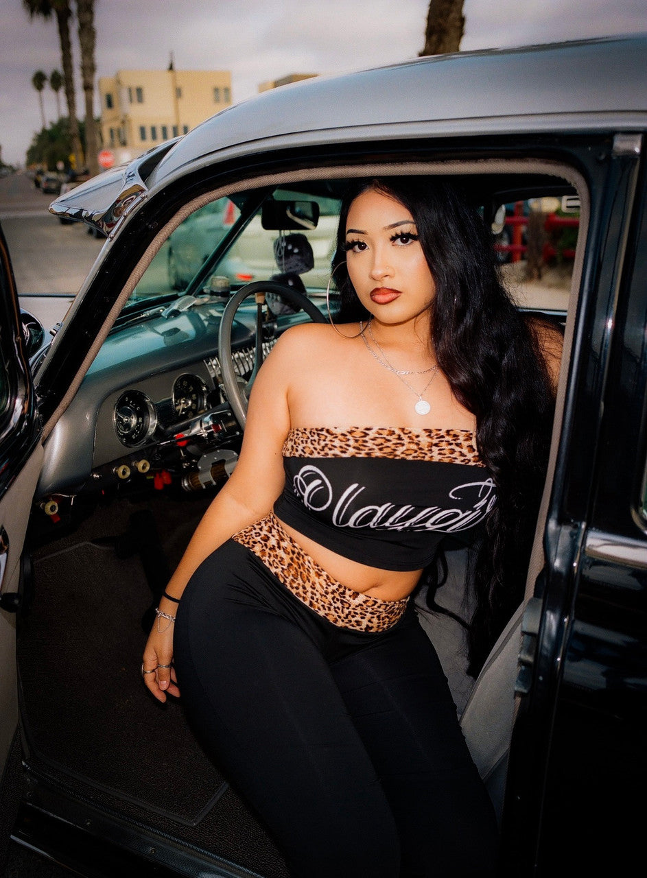 Limited Edition 'PLAYGIRL' Leopard Tube Top & Leggings Loungewear Set (BLACK/LEOPARD))