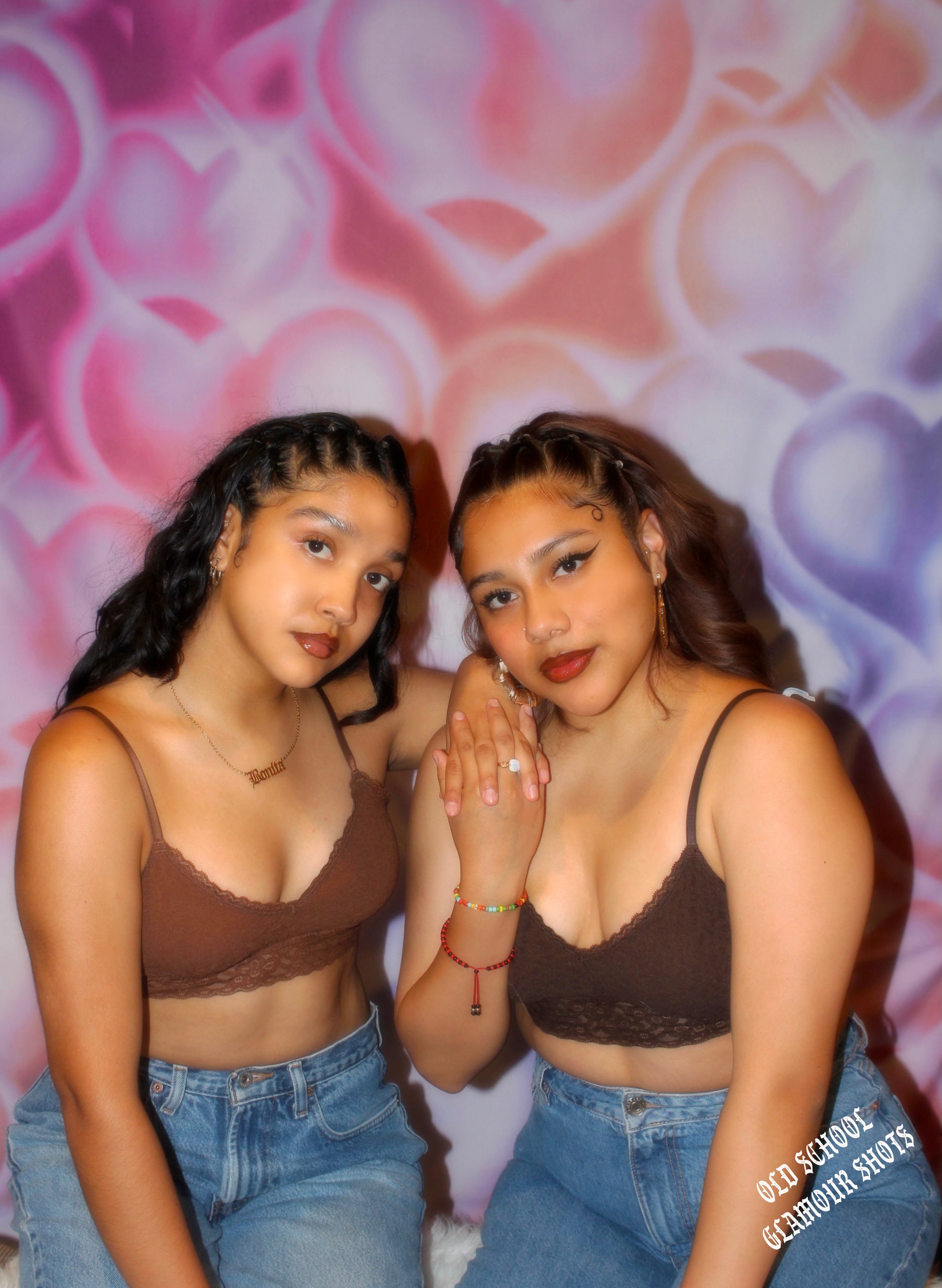 Early 2000s Y2K 'Hearts & Hynas Ombré Sorbet' Airbrush Glamour Shots 90s Backdrop (Ombré) (Extra Large)
