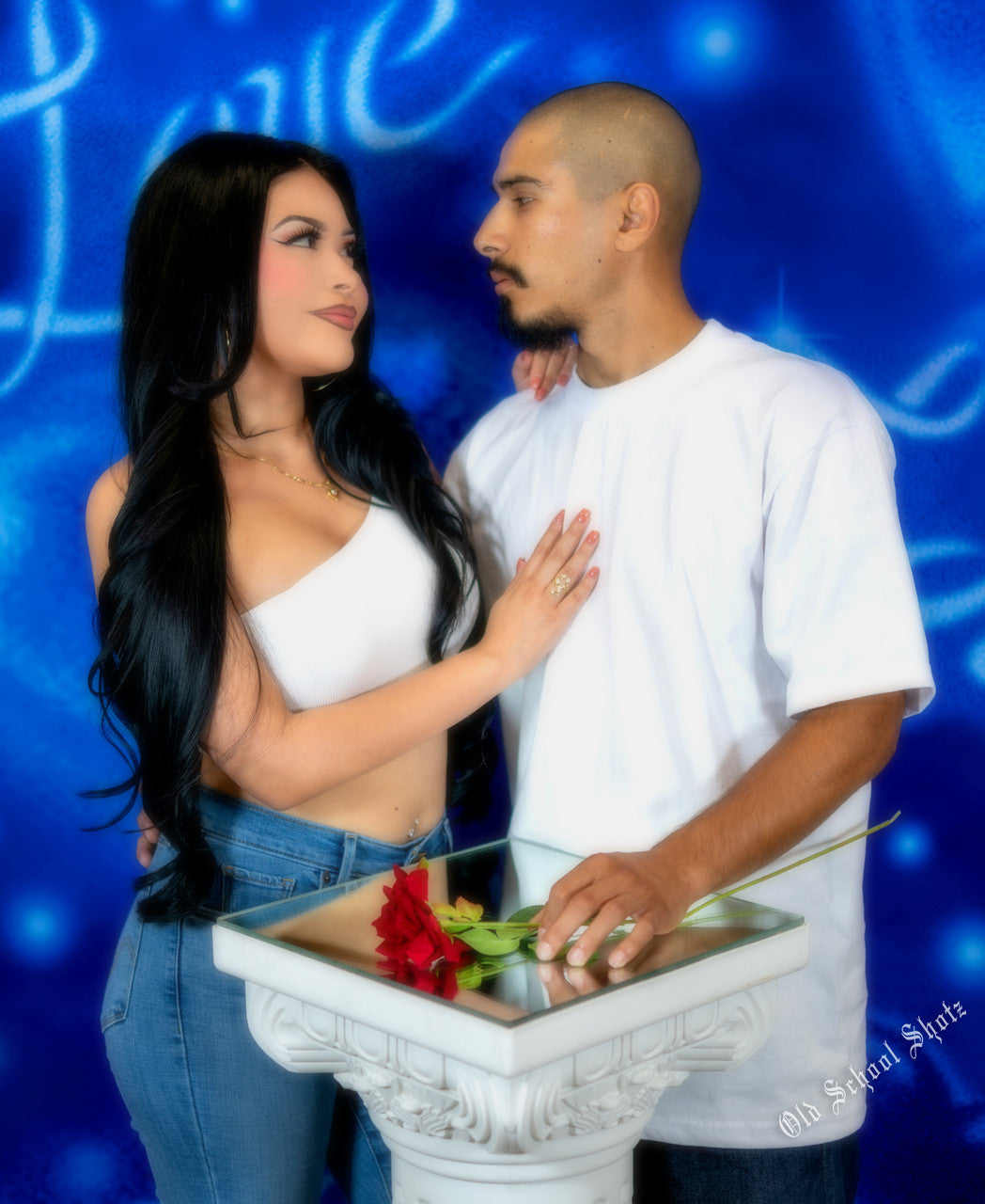 Glamour Shotz 'La-La Means I LOVE You' Airbrushed  Backdrop (True Blue) (Extra Large)