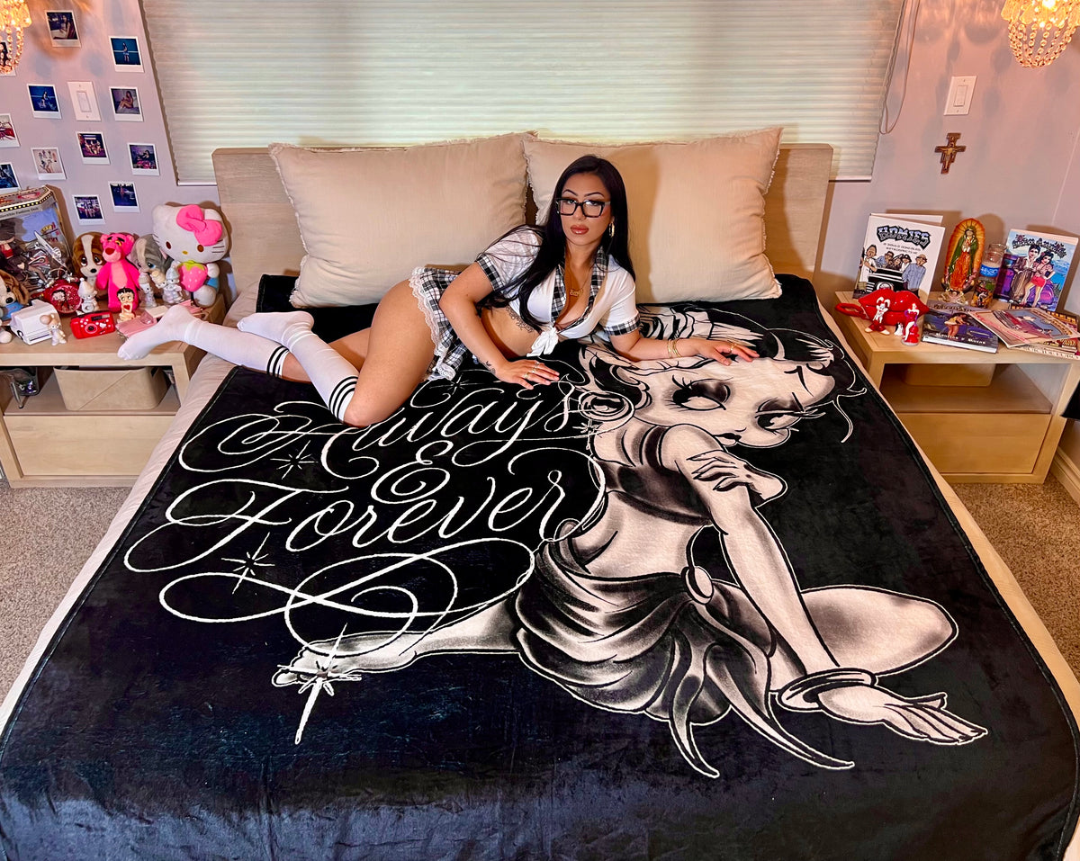 EXTRA LARGE 'ALWAYS ON MY MIND' Pen & Ink Y2K Fleece Blanket (BLACK/WHITE) *Limited Edition
