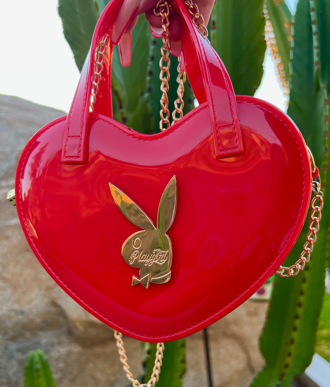 LIMITED EDITION Playgirl Glossy Cross Body Chain Link Heart Handbag W/ 24K Solid Gold Dice Zipper Pull RED ((Limited Edition))