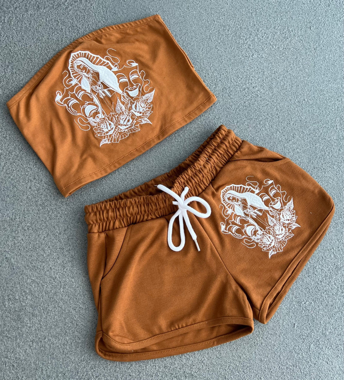 **TOP SOLD SEPARATELY**