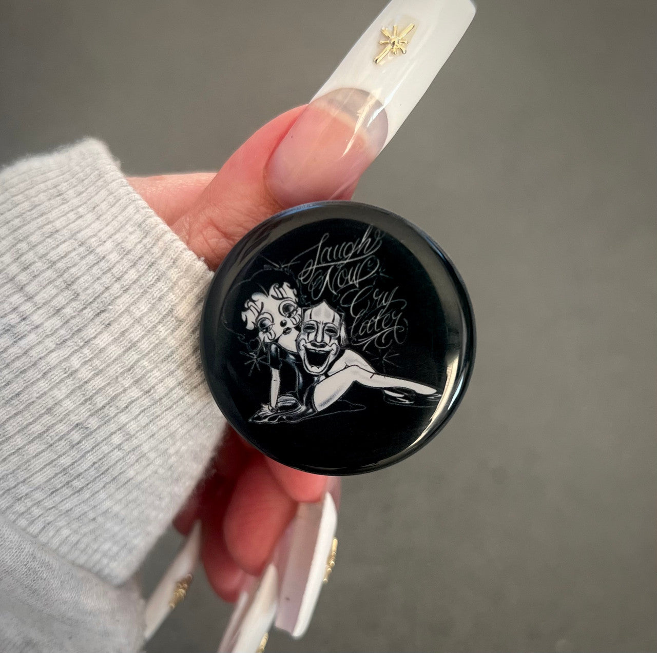 'Look Over Your Shoulder' Pen & Ink Pop Grip (Drop Glue Style) Black