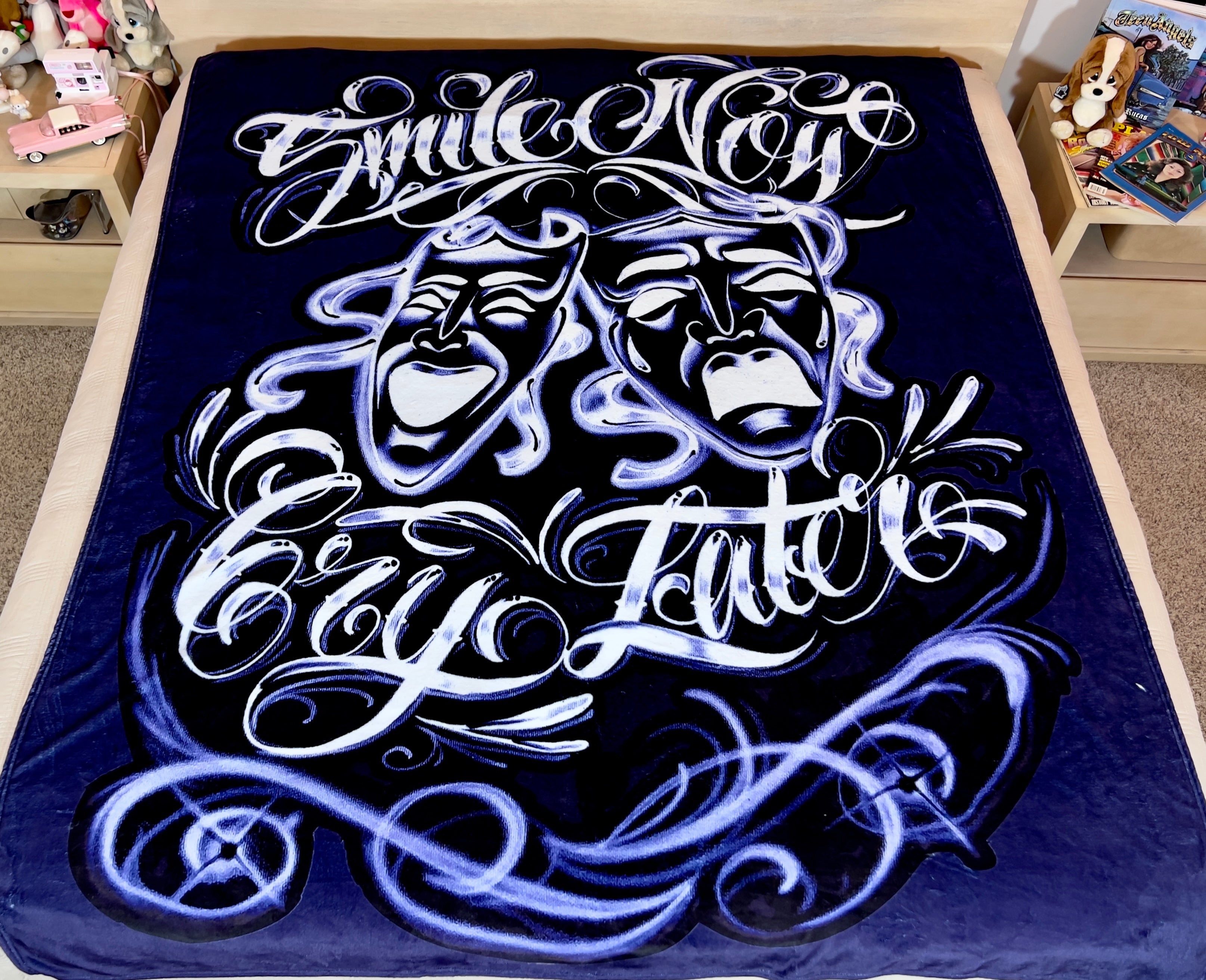 LIMITED EDITION EXTRA LARGE 'SMILE NOW CRY LATER' Airbrush Y2K Fleece Blanket (BLUES/NAVY)