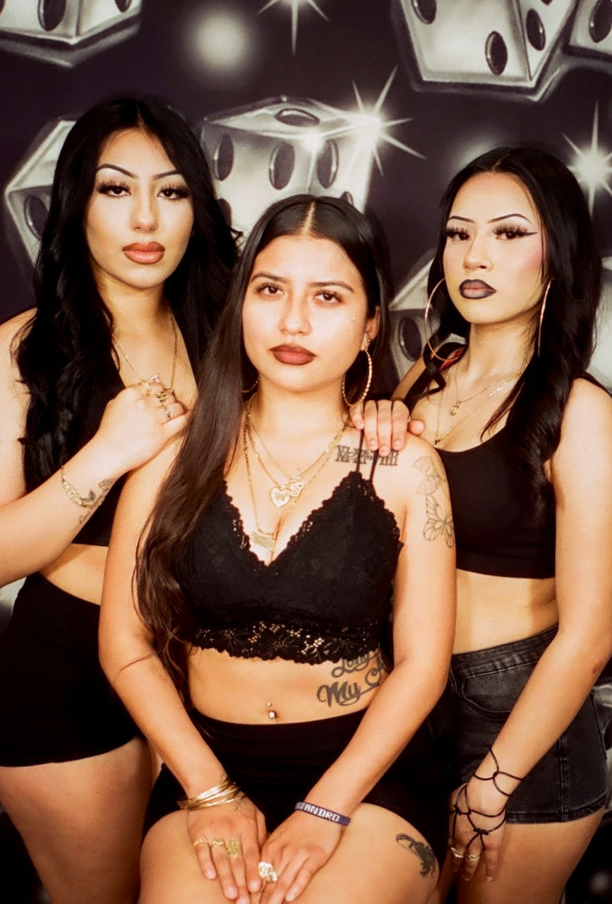 Glamour Shots Y2K Early 2000s 'Roll The Dice' Airbrush Backdrop (X-Large) BLACK