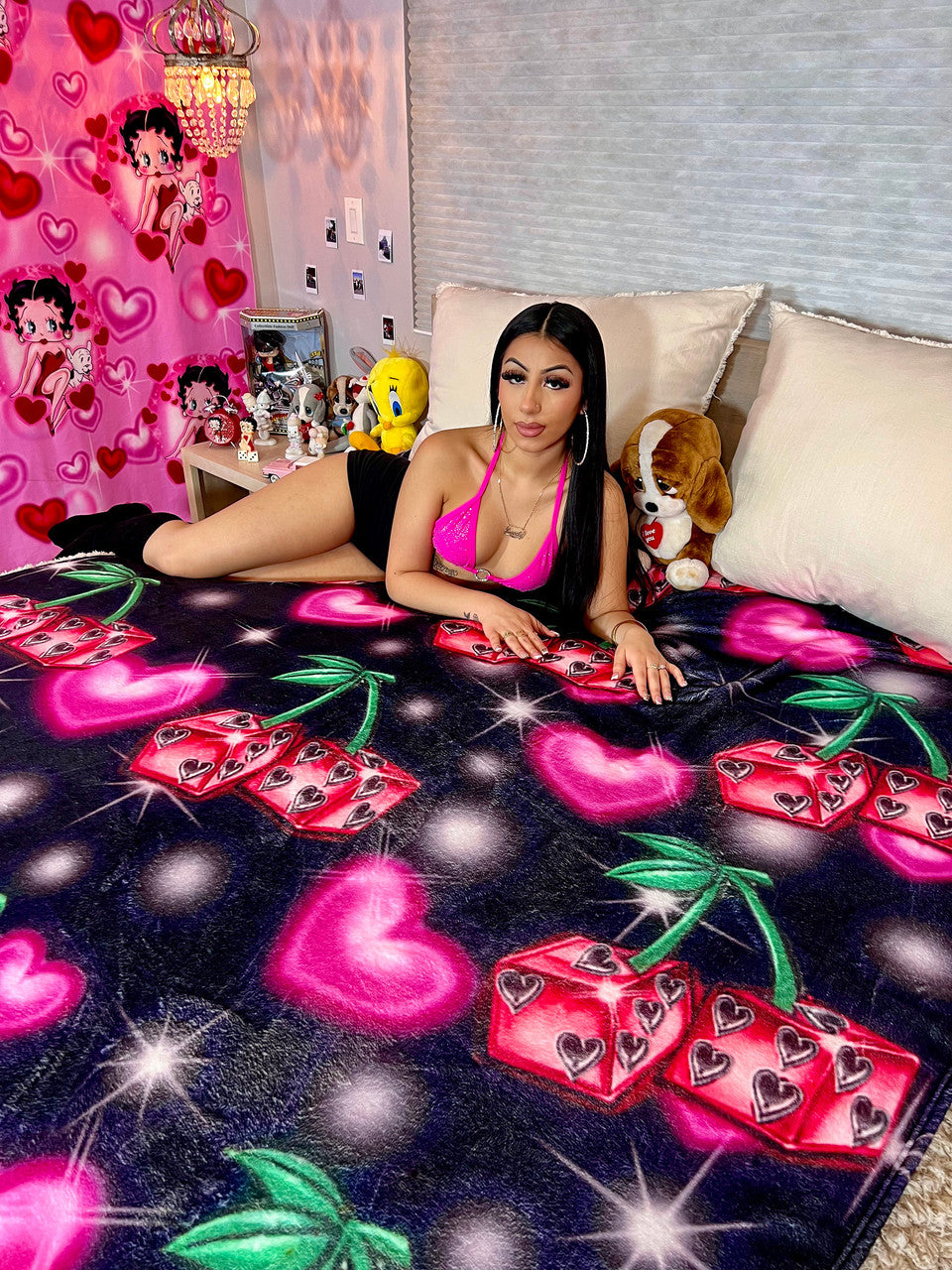 EXTRA LARGE 'WILD CHERRY' Glamour Shotz Airbrushed Fleece Blanket (BLACK) *Limited Edition