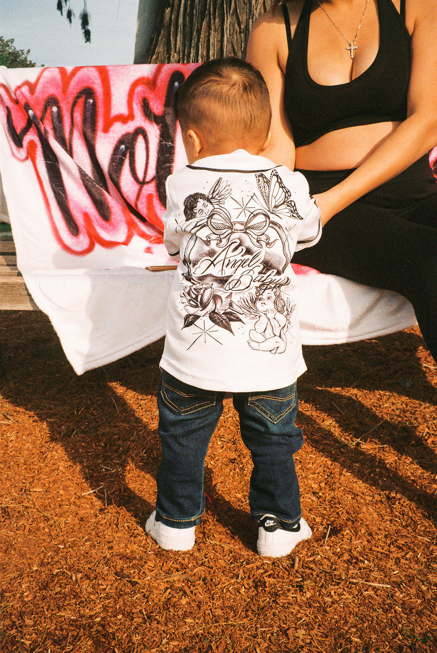 KIDS 'Angel Baby' Cherub Pen and Ink Cut & Sew Baseball KIDS Jersey (White/Black)