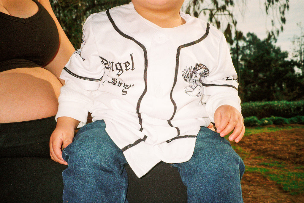 KIDS 'Angel Baby' Cherub Pen and Ink Cut & Sew Baseball KIDS Jersey (White/Black)