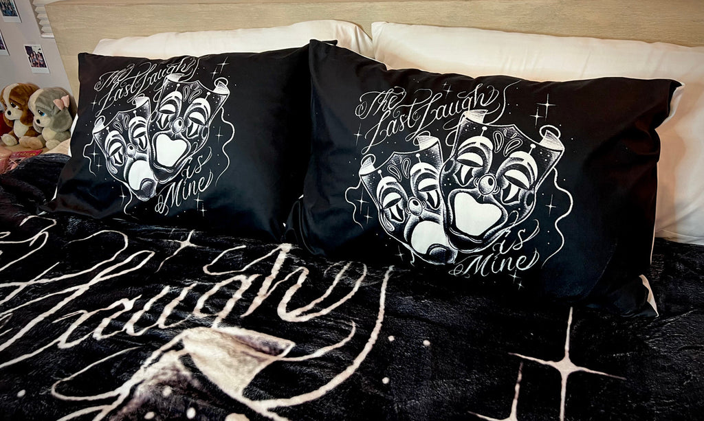 'THE LAST LAUGH IS MINE' Pillowcases (Set Of Two) *BLACK