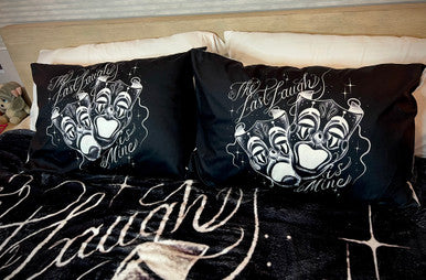 'THE LAST LAUGH IS MINE' Pillowcases (Set Of Two) *BLACK