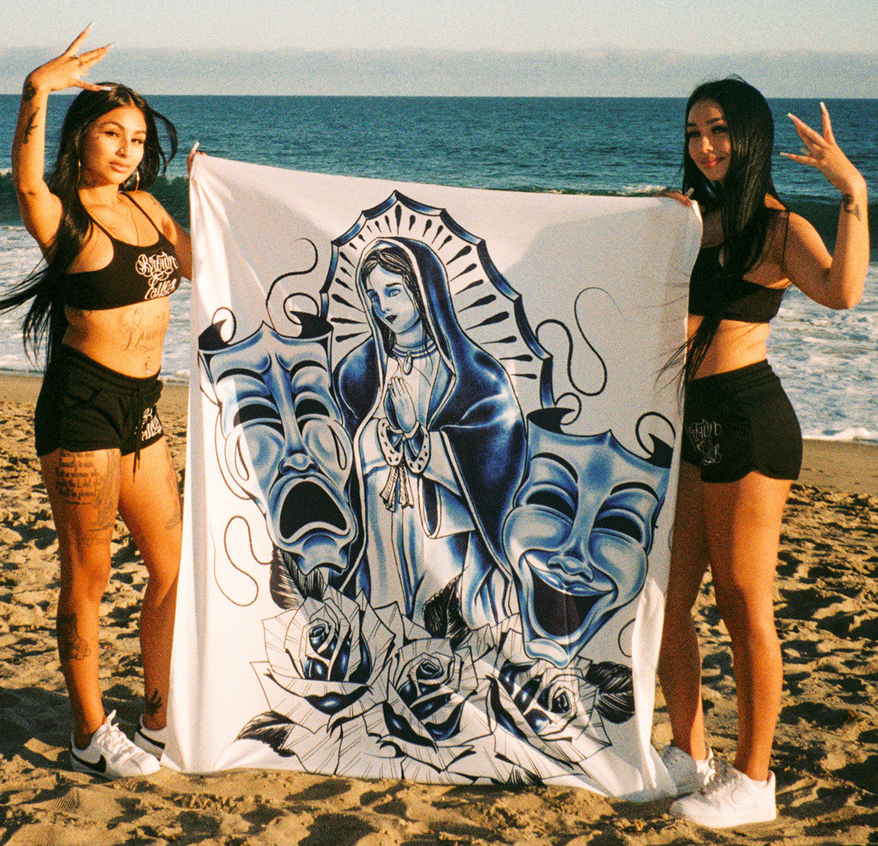 'LUPITA' Pen & Ink Tapestry (WHITE/BLUE)