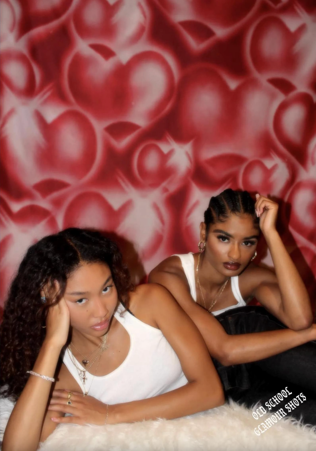 EXTRA EXTRA LARGE EXCLUSIVE LIMITED EDITION EARLY 2000s AIRBRUSH 'HEARTS & HYNAS' Glamour Shots Y2K 90s Backdrop (RED) (XXL) 6 FT x 7.5 FT Exclusive!!