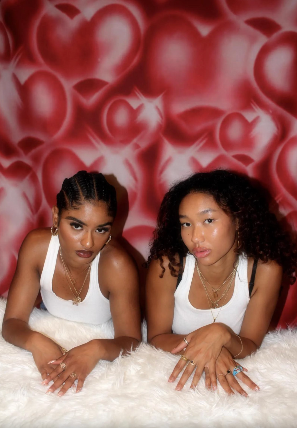 EXTRA EXTRA LARGE EXCLUSIVE LIMITED EDITION EARLY 2000s AIRBRUSH 'HEARTS & HYNAS' Glamour Shots Y2K 90s Backdrop (RED) (XXL) 6 FT x 7.5 FT Exclusive!!