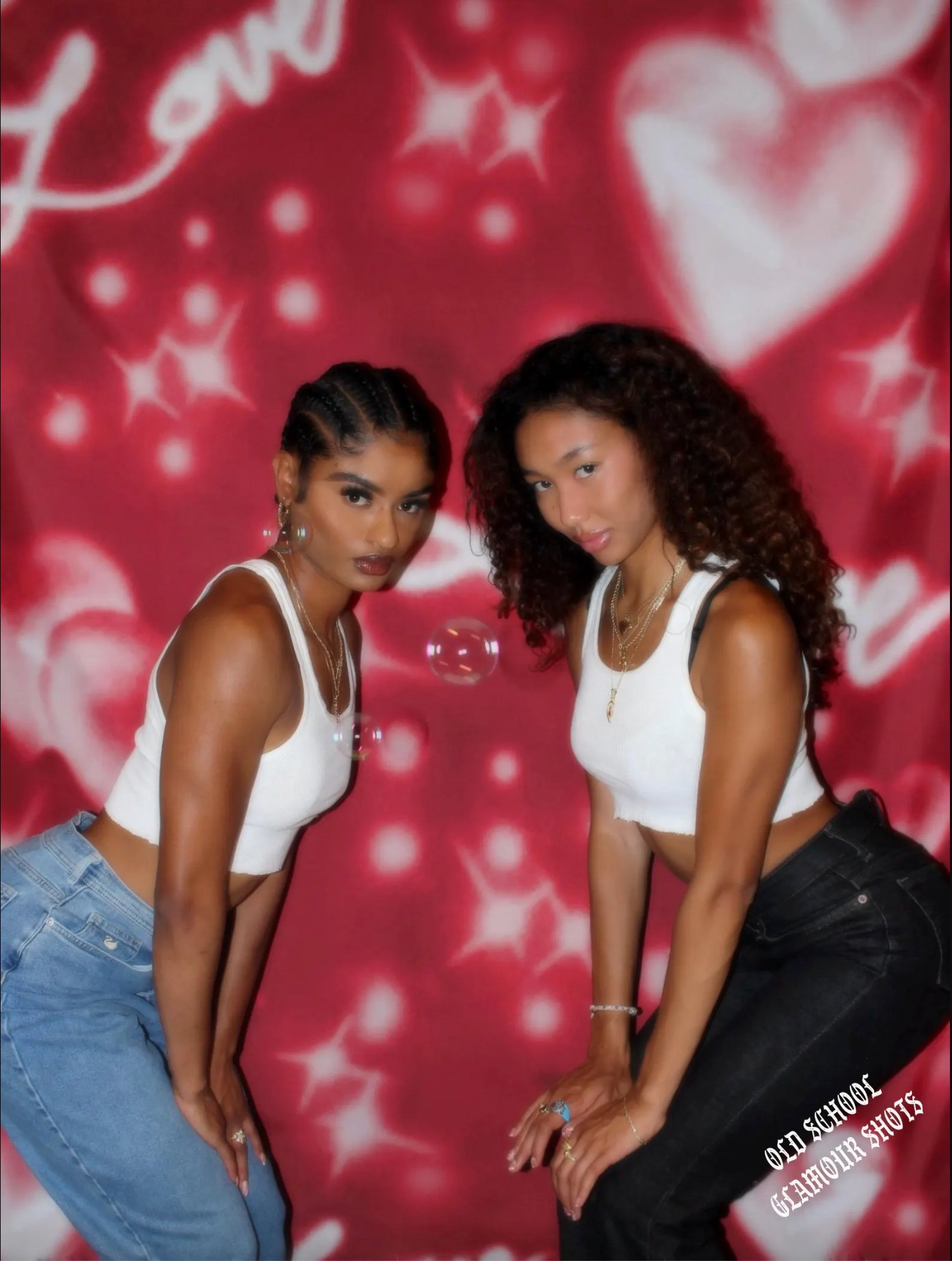 EXTRA EXTRA LARGE EXCLUSIVE EARLY 2000s Y2K AIRBRUSH 'TEENAGE LOVE' Red Hearts 90s Old School Glamour Shots Y2K 90s Backdrop (RED) (XXL) 6 FT x 7.5 FT Exclusive!!