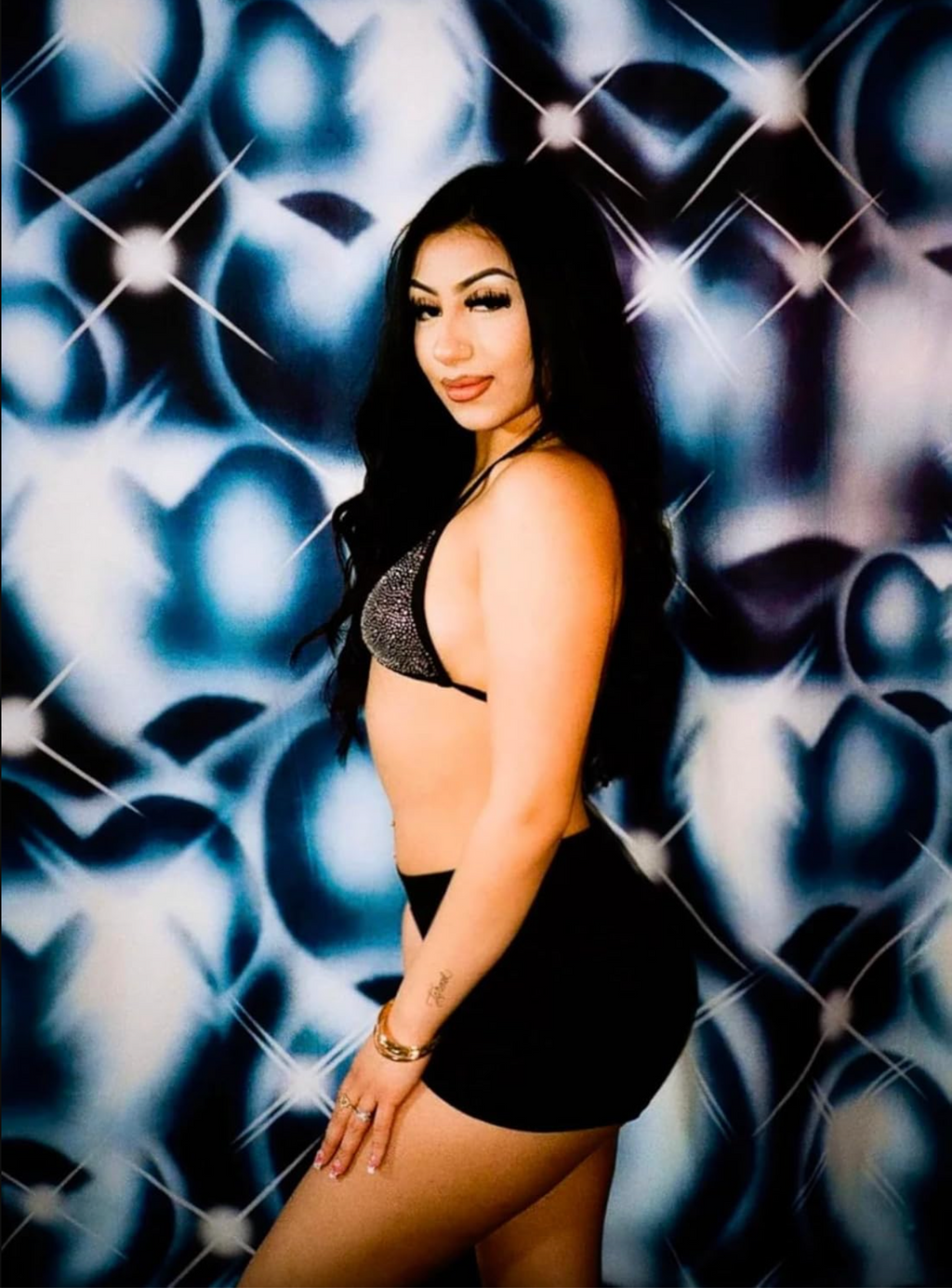 EXTRA EXTRA LARGE EXCLUSIVE LIMITED EDITION EARLY 2000s AIRBRUSH 'HEARTS & HYNAS' Glamour Shots Y2K 90s Backdrop (MIDNIGHT BLUE) (XXL) 6 FT x 7.5 FT Exclusive!!