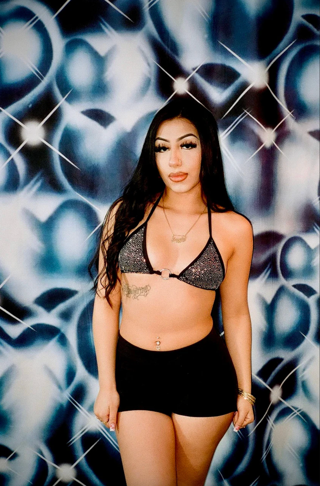 EXTRA EXTRA LARGE EARLY 2000s Y2K 'Hearts & Hynas' Glamour Shots Airbrush 90s Old School Backdrop (MIDNIGHT) (XXL) Exclusive!!