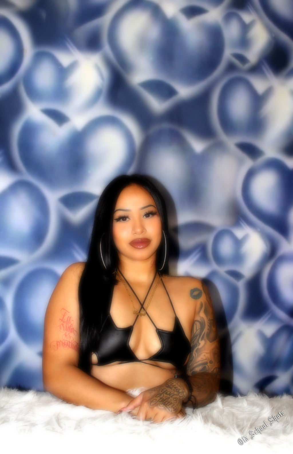 EXTRA EXTRA EXTRA XXX LARGE Y2K Early 2000s 'Hearts & Hynas' Glamour Shots Airbrush 90s Old School Backdrop (BLUE SILVER) (XXXL) Exclusive/Limited Edition!!